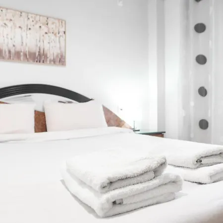 Apartment Cozy Cityscape In